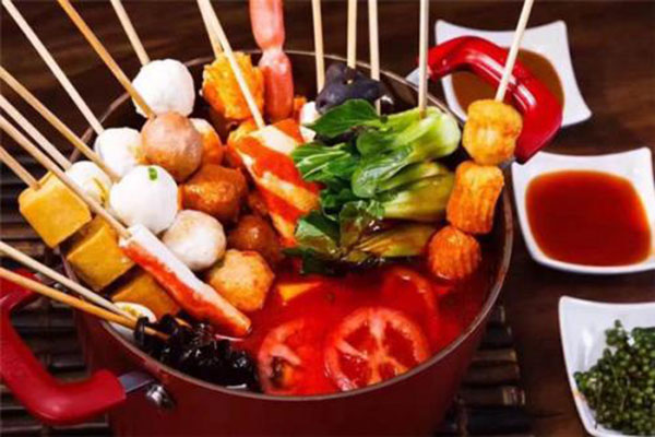 蜀上居麻辣烫加盟费多少钱？蜀上居麻辣烫加盟店赚钱吗？