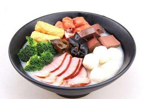 陈老伍麻辣烫加盟费用多少？陈老伍麻辣烫加盟总部