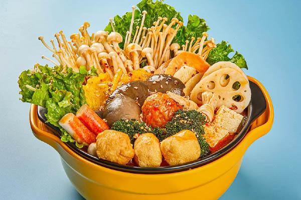 桦南满街香大碗麻辣烫加盟总部官网费用，没想到费用这么低