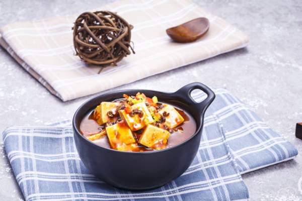 月不半川湘小碗菜加盟怎么样/月不半川湘小碗菜加盟赚钱吗