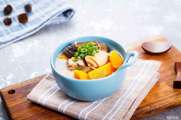 月不半川湘小碗菜加盟怎么样/月不半川湘小碗菜加盟赚钱吗