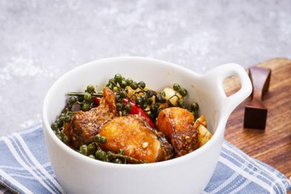 月不半川湘小碗菜加盟怎么样/月不半川湘小碗菜加盟赚钱吗