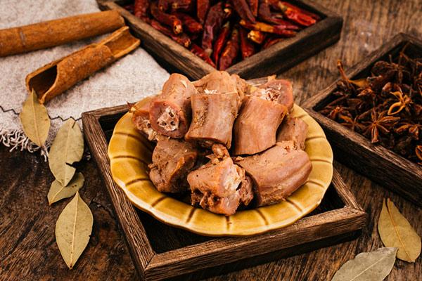 衢州鸭头加盟店多少钱？衢州鸭头加盟官网费用明细表