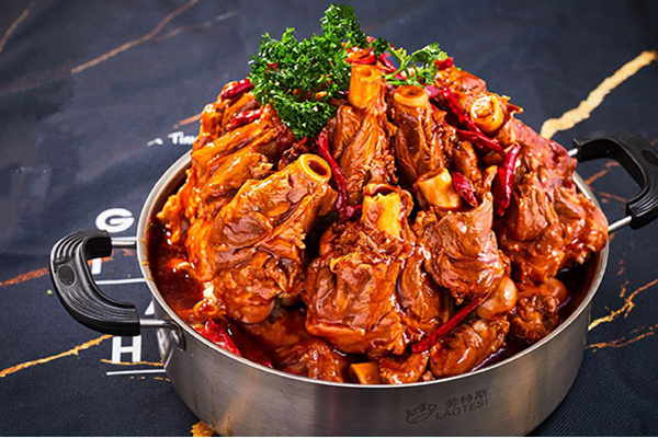 老里街烤骨头加盟要多少费用？老里街烤骨头加盟电话号码