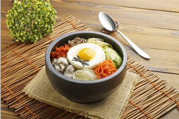 敏丁拌饭馆加盟官网电话：敏丁拌饭加盟费多少?