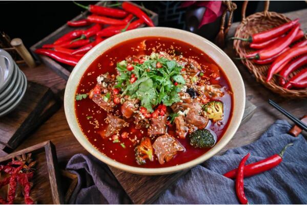 市井巷子老成都冒烤鸭加盟官方网站：市井巷子冒烤鸭加盟费电话