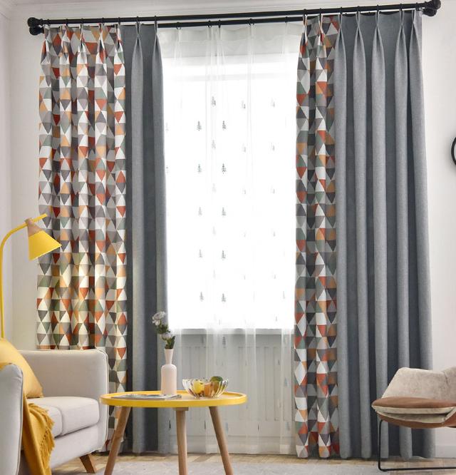 看一下这几种窗帘，一个比一个好看，挂在家里美极了！
(图5)