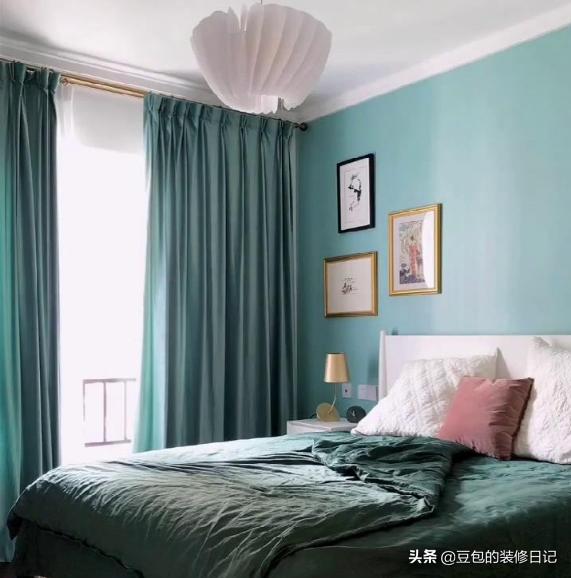 家装窗帘选择,窗帘搭配技巧,看一下哪一种适合家里
(图1) 家装窗帘选择,窗帘搭配技巧,看一下哪一种适合家里
(图1)