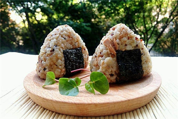 米尚饭团加盟多少钱(图1) 米尚饭团加盟多少钱(图1)