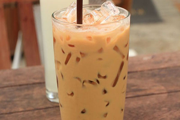 呔茶奶茶加盟店赚钱吗？呔茶奶茶加盟费多少？(图1)