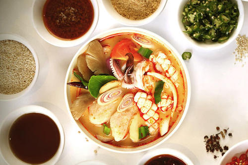 姥娘麻辣烫加盟费用多少?姥娘麻辣烫加盟总部(图1) 姥娘麻辣烫加盟费用多少?姥娘麻辣烫加盟总部(图1)