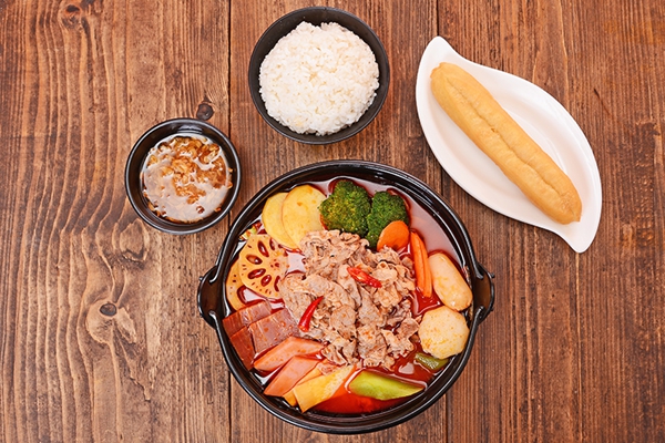 许小树麻辣烫加盟怎么样?没有经验可以吗?(图1) 许小树麻辣烫加盟怎么样?没有经验可以吗?(图1)