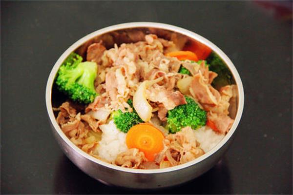 晨曦鲍汁捞饭加盟费用需要多少钱？加盟晨曦鲍汁捞饭总部电话(图2)