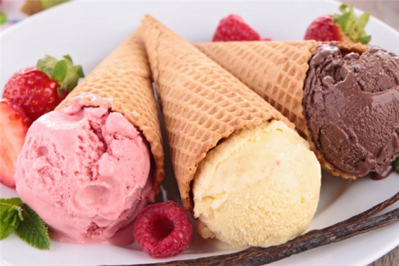 YUM酸奶冰淇淋加盟费多少钱_加盟店电话