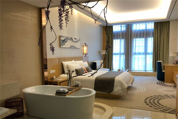 泊宁酒店商务 泊宁酒店商务