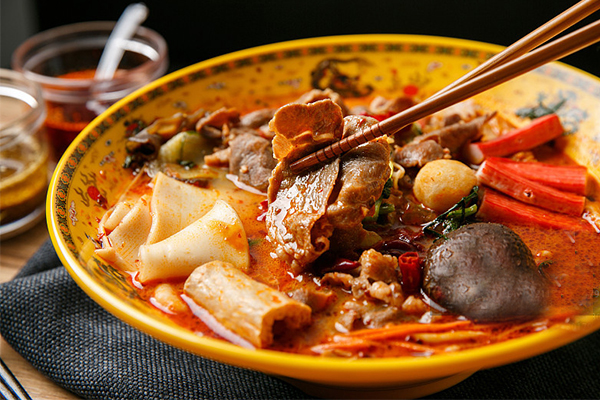 【好三多麻辣烫加盟费】好三多麻辣烫加盟多少钱?(图1) 【好三多麻辣烫加盟费】好三多麻辣烫加盟多少钱?(图1)