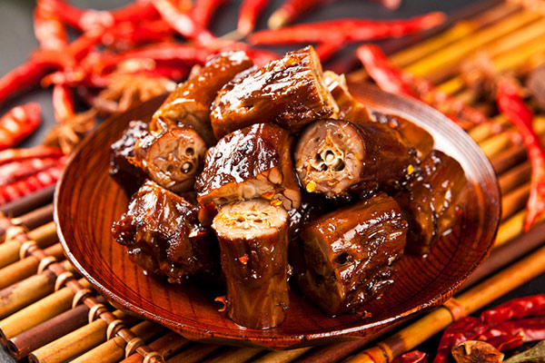 滋不语现捞卤味加盟门槛高吗？加盟怎么样？(图3)