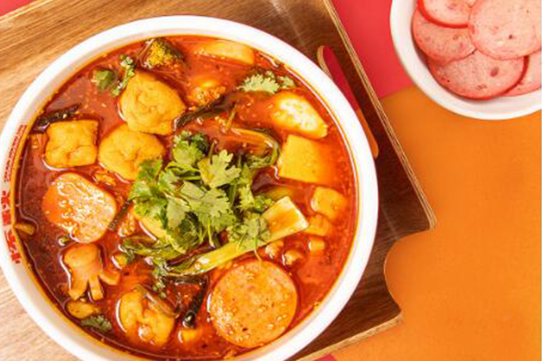 壹品排骨米饭麻辣烫连锁店赢得众多小本投资者一直看好(图3)