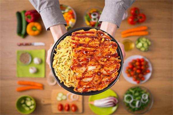 哈尔滨谢宝林烤肉拌饭加盟代理费用需要多少钱？一店多营_兼顾早中晚_堂食+外卖(图1)