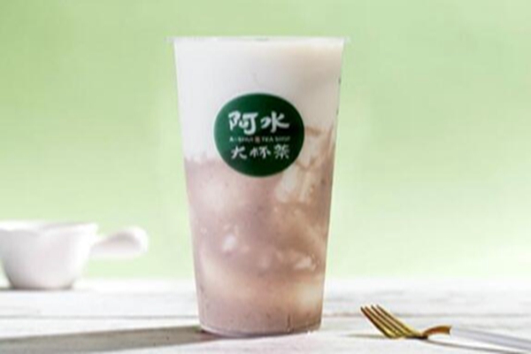 冰淇淋茶饮行业的品牌哪个比较好？阿水大杯茶值得您开店(图2)