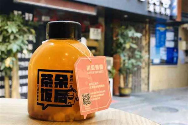 茶余饭后奶茶加盟费电话多少？80后辞去铁饭碗投资7万立店(图2)