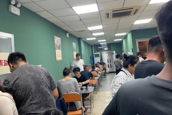 楠塔纳小锅米线加盟