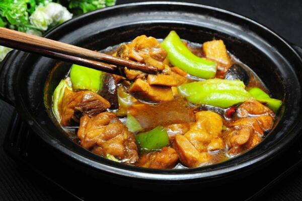 速味居黄焖鸡米饭加盟