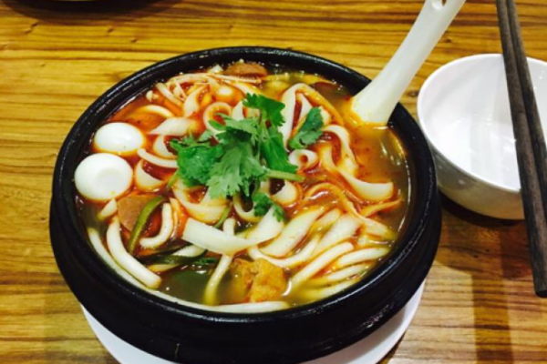 户大姐土豆粉加盟费多少钱？加盟总店在哪里？(图2)
