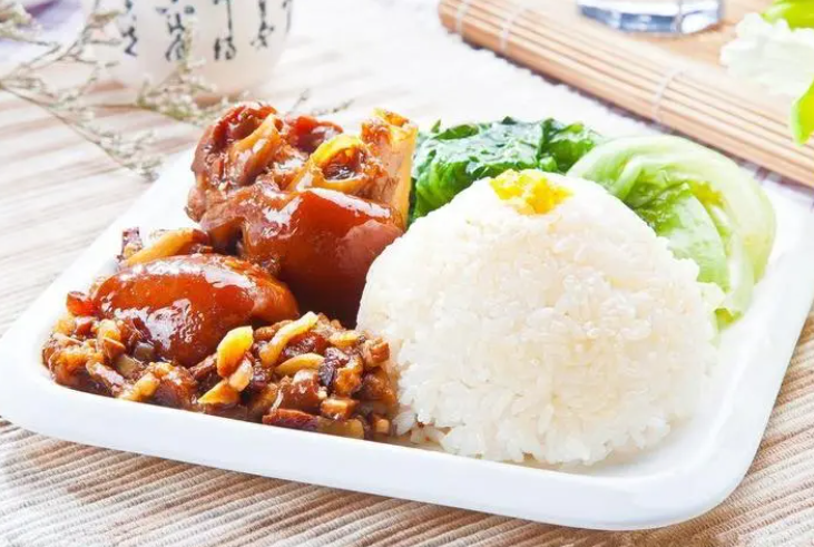 加盟隆江猪脚饭
