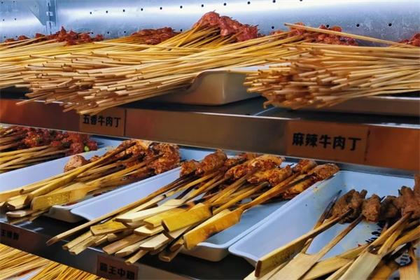 灶门签串串香加盟费是多少?灶门签串串香总部加盟热线