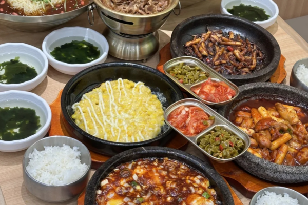 小木屋拌饭和米村拌饭什么关系?小木屋拌饭加盟费多少钱?