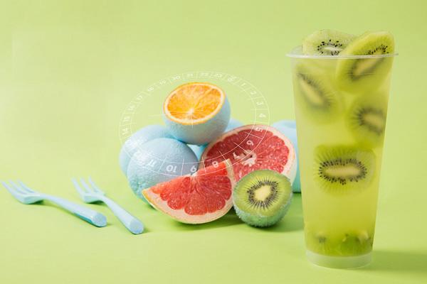 小轻柠手打柠檬茶加盟费：小轻柠手打柠檬茶有多少门店？(图1)