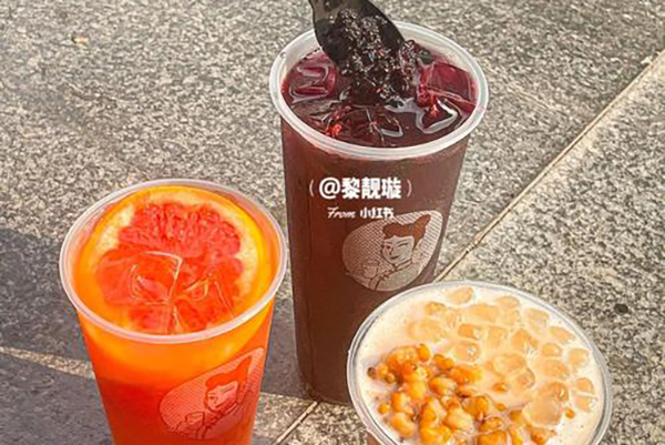沪上阿姨奶茶加盟：品味茶的潇洒，体验生活的洒脱(图2)
