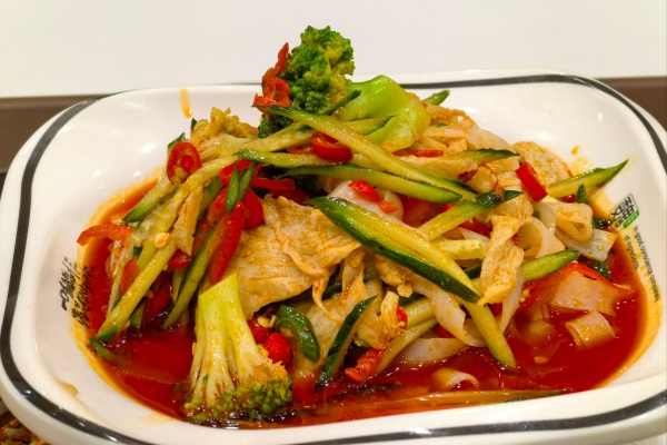 魏家凉皮加盟费多少加盟条件,魏家凉皮加盟电话(图3) 魏家凉皮加盟费多少加盟条件,魏家凉皮加盟电话(图3)