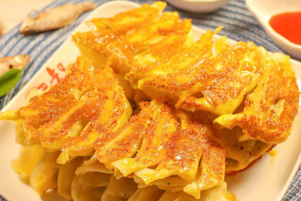 【2026官方发布】肥叔锅贴加盟全景指南：费用明细、加盟条件与共赢未来(图3)